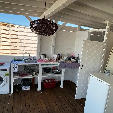 Campeggio Wonderfull Sea Caravan On Gardenia Camping *